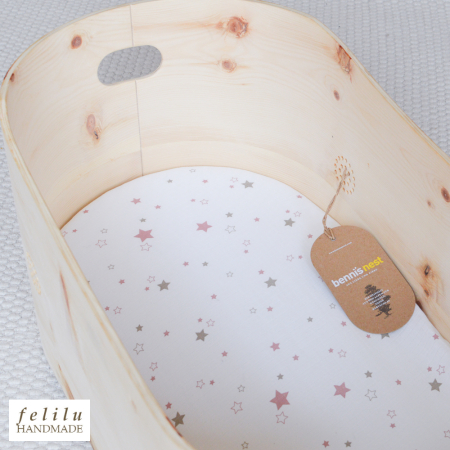 Matratzenbezug von felilu für Benni's Nest in rosa Sternen
